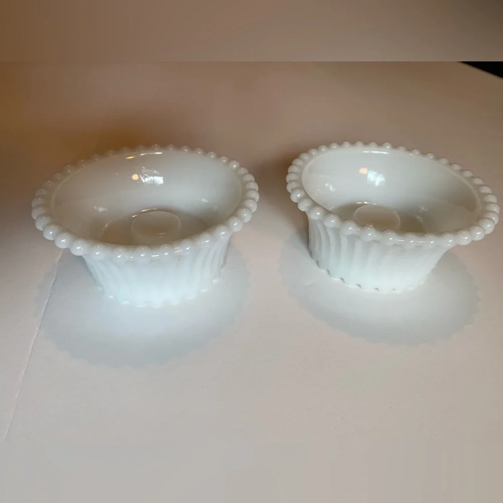 Antique Vintage White Milk Glass Candle Holders Set of 2 Excellent Condition
